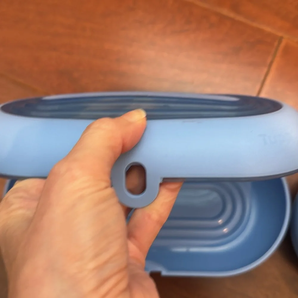 Tupperware, flexible containers set 3 flexible blue round great for snacks toys